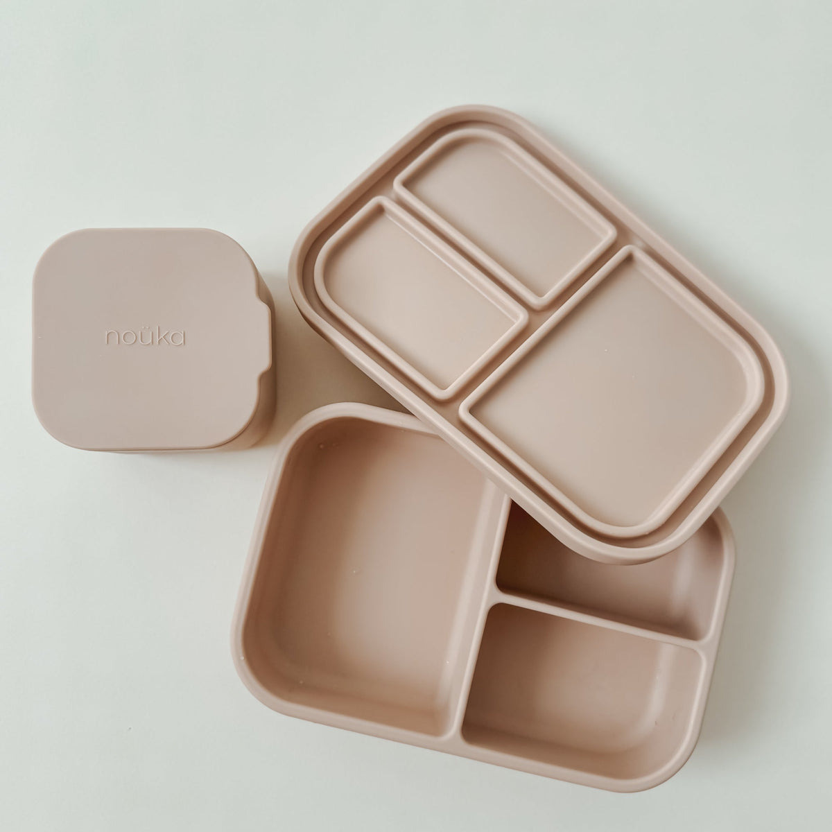 Petite boîte à goûter hermétique en silicone noüka - Feuille