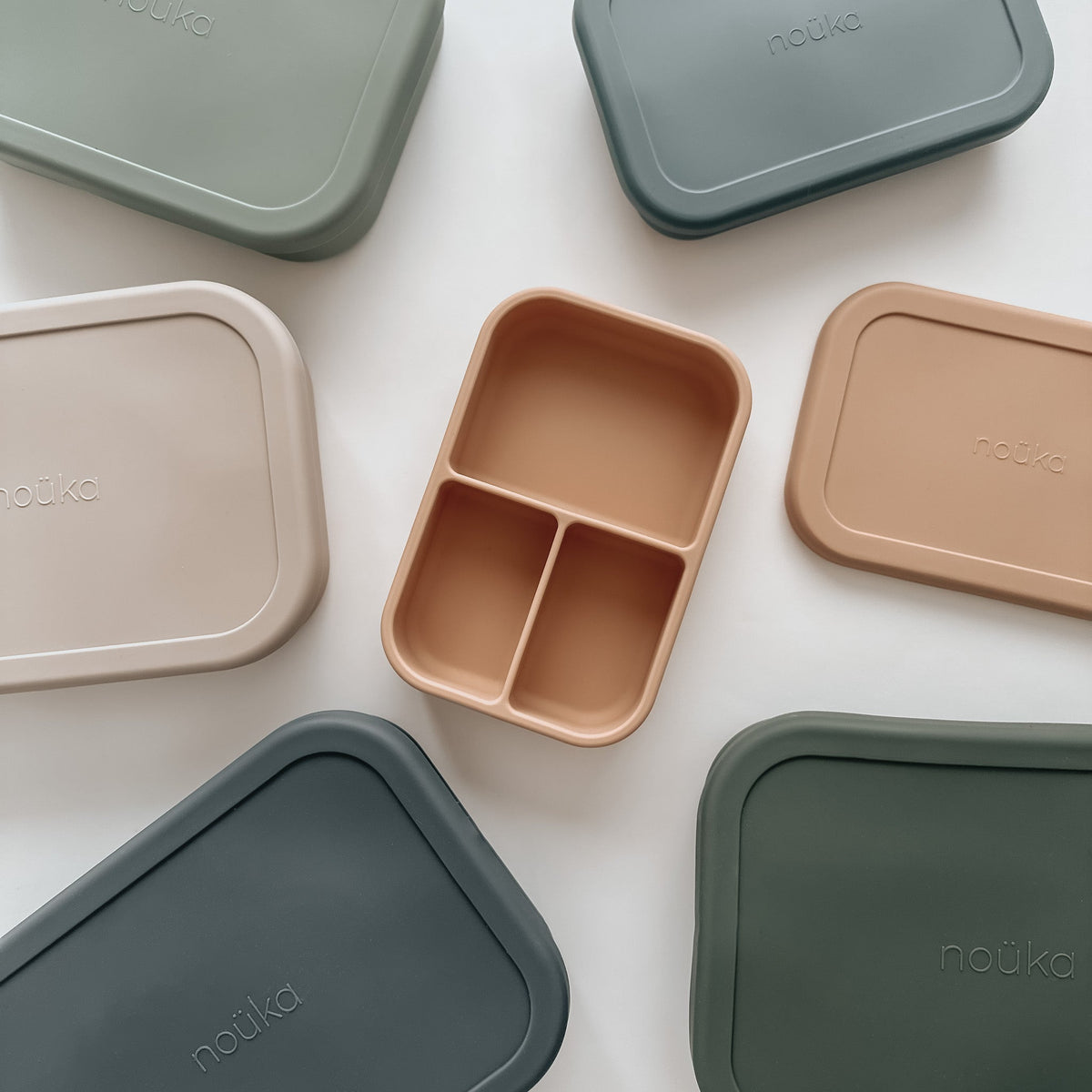 Petite boîte à goûter hermétique en silicone noüka - Vague